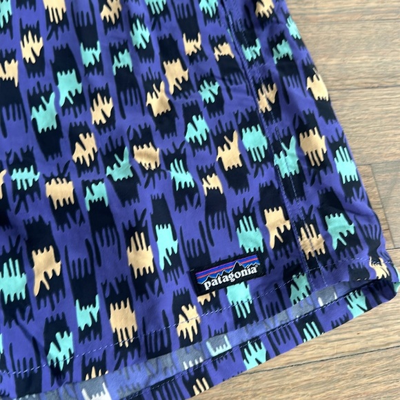 !!New Arrival!! Patagonia women's Baggies shorts 5 inch length - Picture 2 of 5